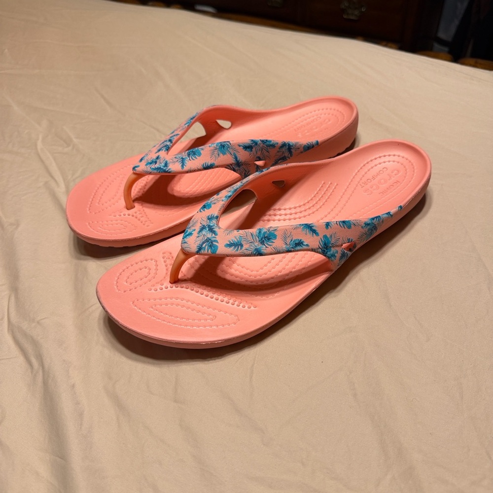 Crocs Kadee II Flip Flops Size 11